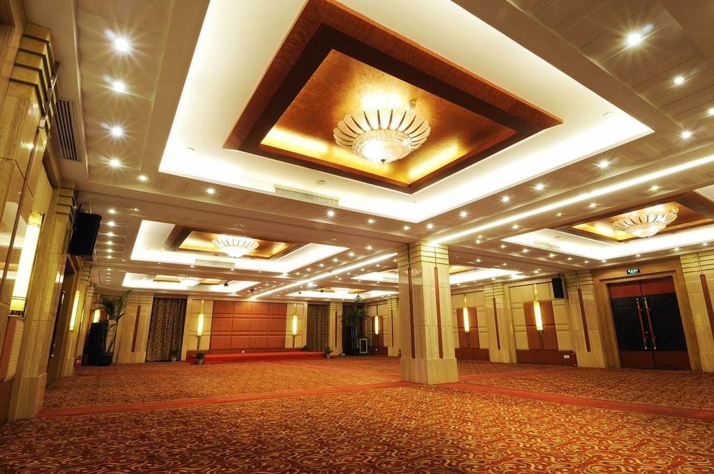 Howard Johnson Wyndham Leonora Plzaz เซี่ยงไฮ้ ภายนอก รูปภาพ